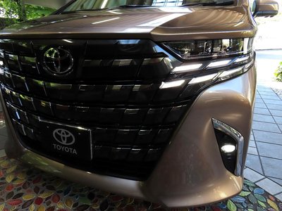 TOYOTA ALPHARD - 9