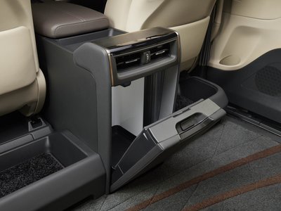 2025 Toyota ALPHARD — миниатюра 47