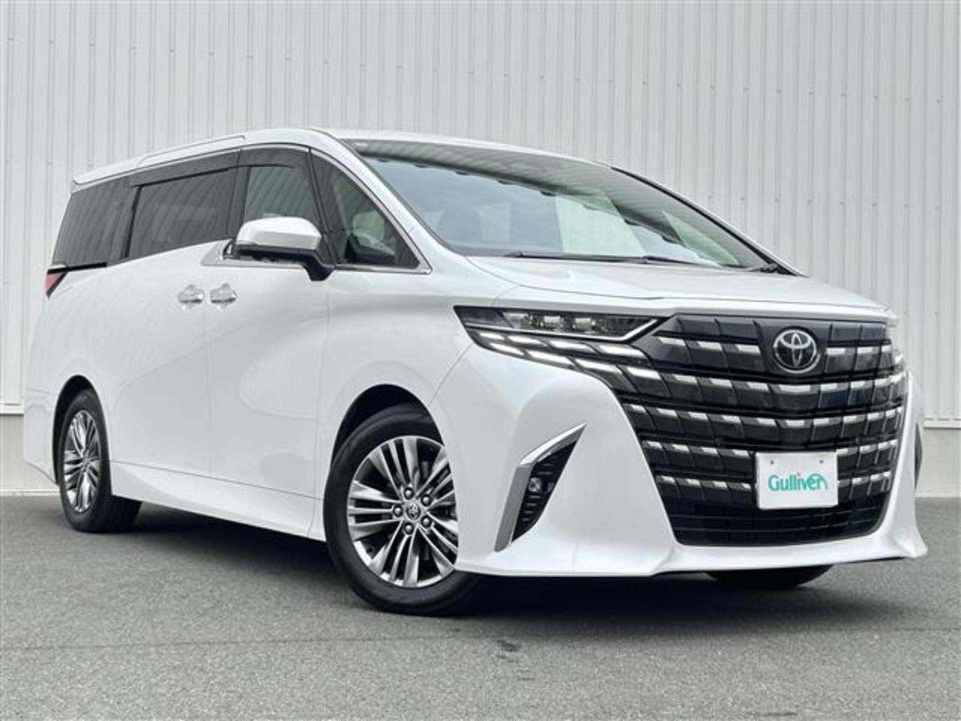 TOYOTA ALPHARD - View 1