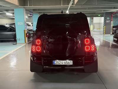 2025 LAND Rover DEFENDER photo 5