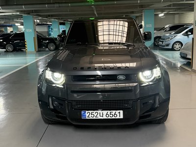 2025 LAND Rover DEFENDER photo 1