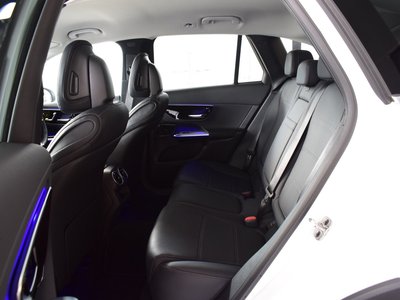 صورة 3 لـ 2025 Mercedes-BENZ GLC