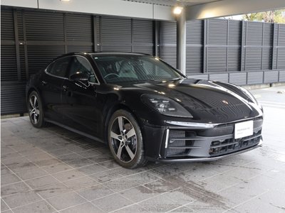 PORSCHE PANAMERA - 3