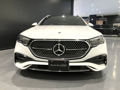 MERCEDES-BENZ E-CLASS - 2