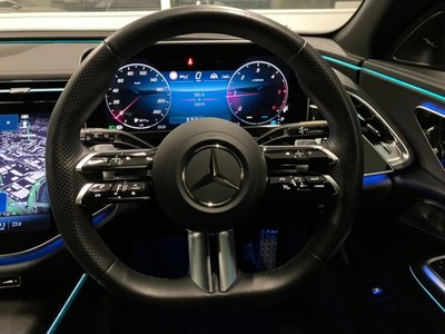 MERCEDES-BENZ E-CLASS - 8