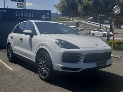 PORSCHE CAYENNE - 1