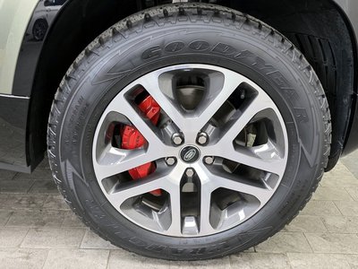 LAND ROVER DEFENDER - 6