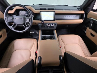 LAND ROVER DEFENDER - 5