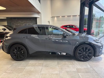 TOYOTA CROWN SPORT - 4