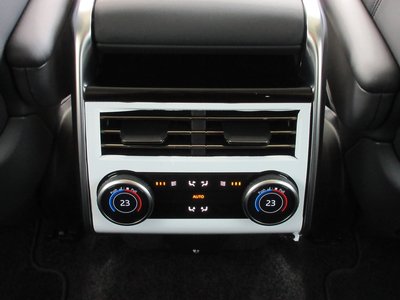 LAND ROVER RANGE ROVER 2024 thumbnail 31