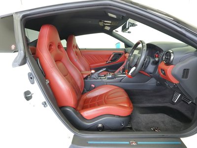 NISSAN GT-R - 9