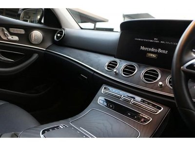2021 Mercedes-BENZ E-CLASS 照片 3