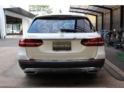 2021 Mercedes-BENZ E-CLASS 照片 2