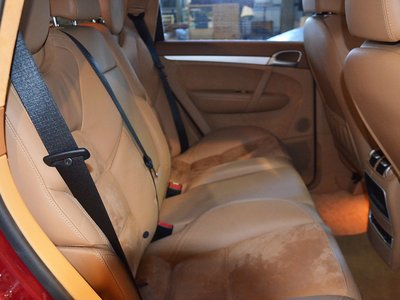 PORSCHE CAYENNE - 10