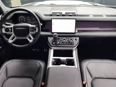 LAND ROVER DEFENDER - 5