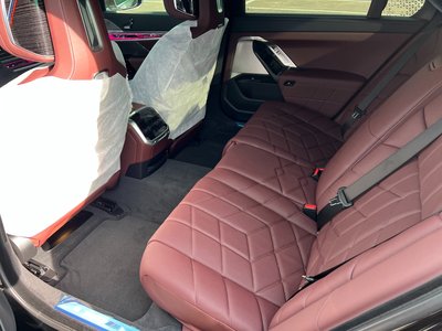 صورة مصغرة 11 لـ 2025 BMW 7 SERIES