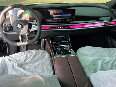 صورة مصغرة 15 لـ 2025 BMW 7 SERIES