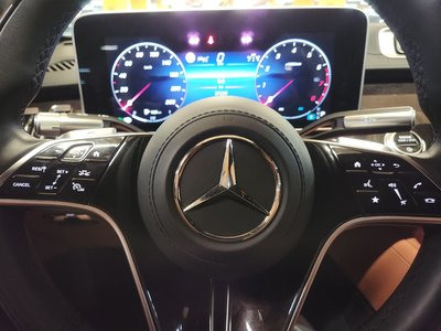 2022 Mercedes-BENZ S-CLASS photo 4