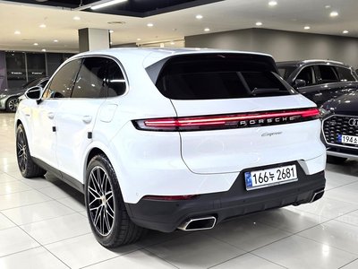 PORSCHE CAYENNE - 4