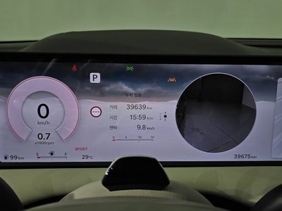 2024 Genesis G80 (RG3) thumbnail 11
