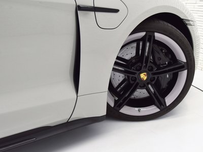 2023 Porsche TAYCAN 缩略图 20