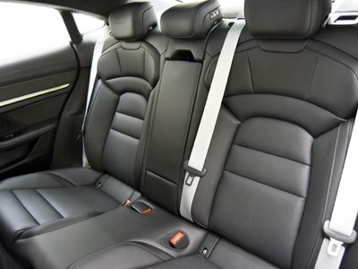 2023 Porsche TAYCAN 缩略图 14
