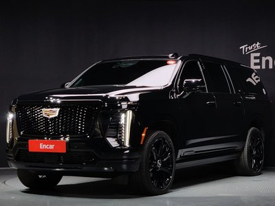 CADILLAC ESCALADE 5TH GENERATION - 1