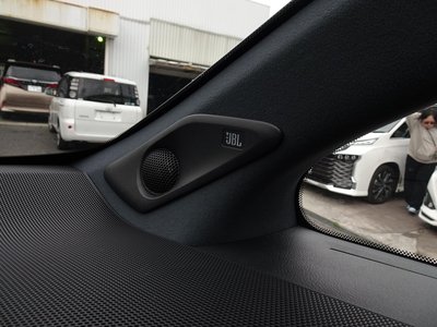 TOYOTA ALPHARD - 7