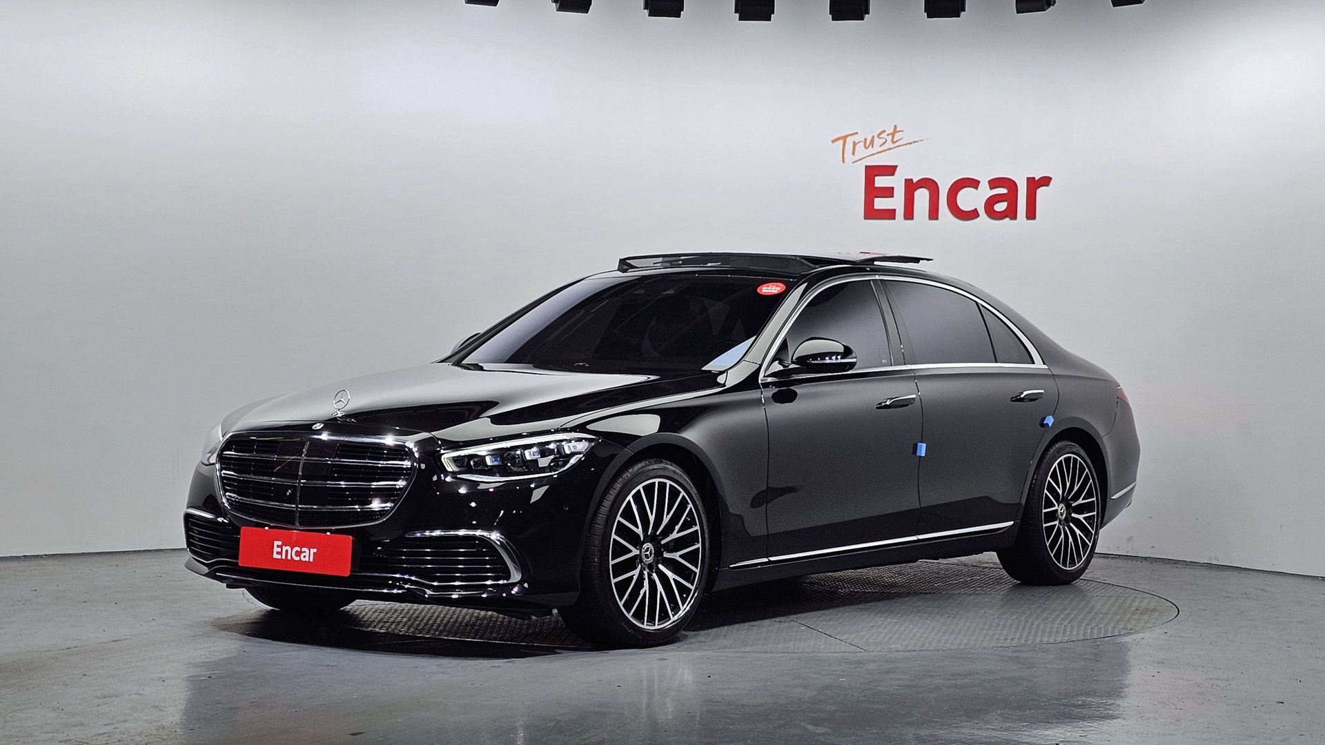 MERCEDES-BENZ S-CLASS - View 1