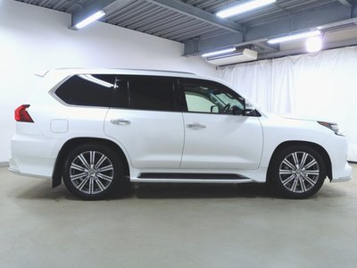 LEXUS LX - 8