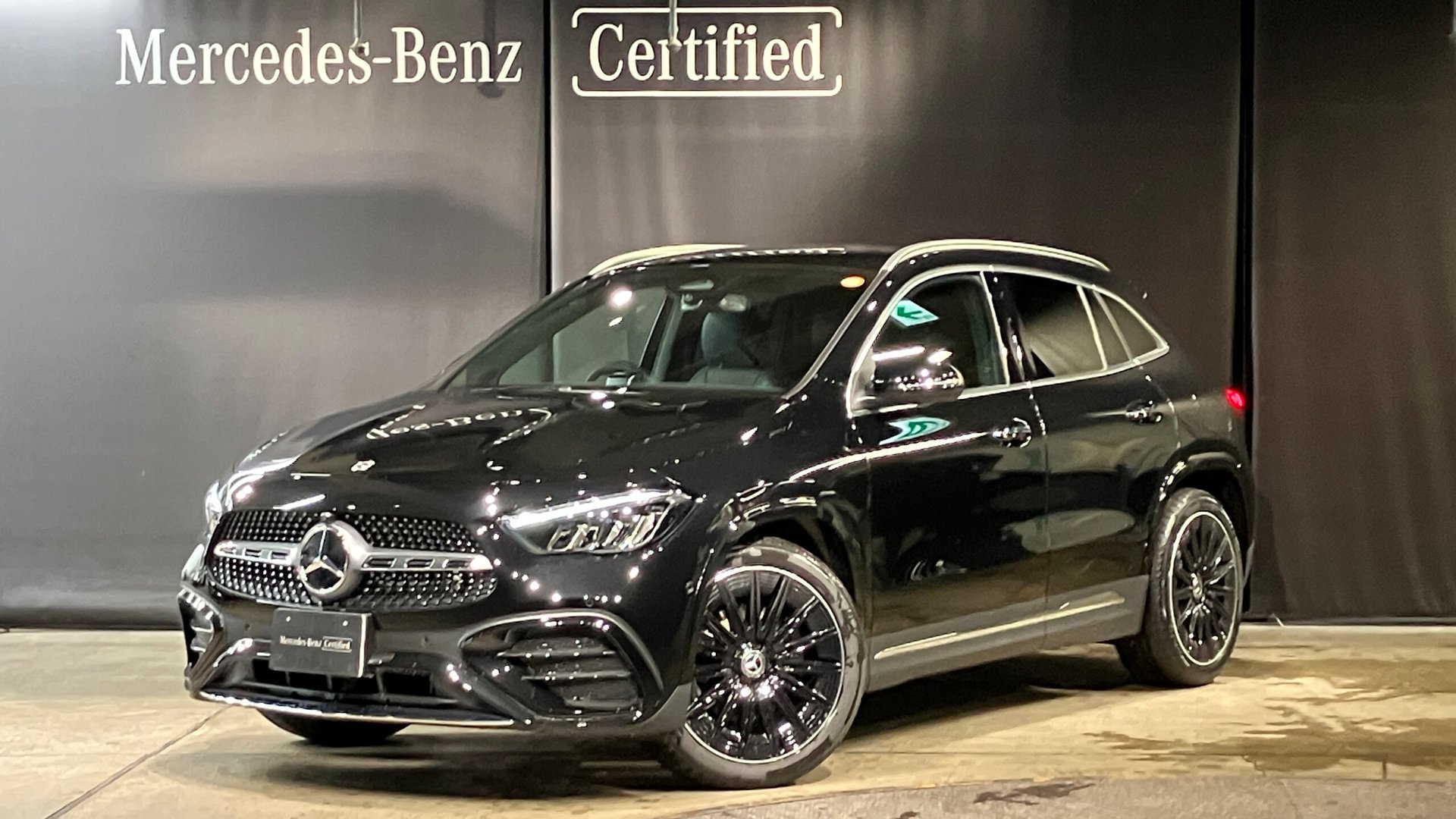 MERCEDES-BENZ GLA - View 1