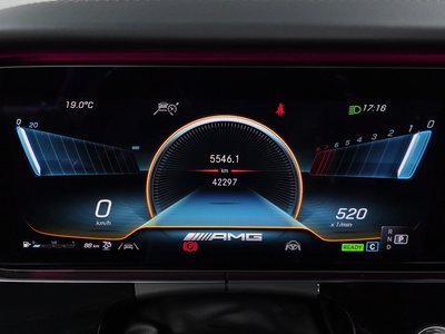 MERCEDES-BENZ GT AMG - 8