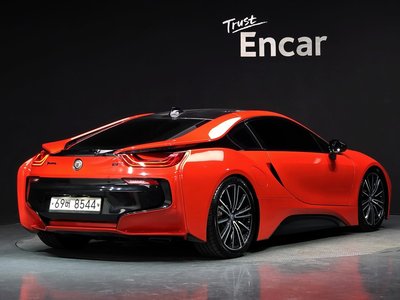 صورة 6 لـ 2015 BMW I8