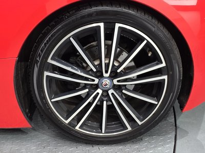 صورة 9 لـ 2015 BMW I8
