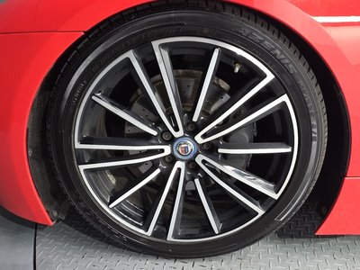 صورة 7 لـ 2015 BMW I8