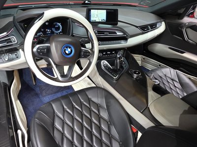 صورة 5 لـ 2015 BMW I8
