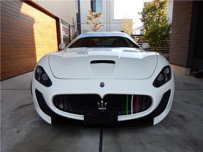 MASERATI GRANTURISMO - 6