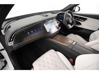 MERCEDES-BENZ E-CLASS - 4