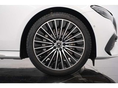 MERCEDES-BENZ E-CLASS - 9