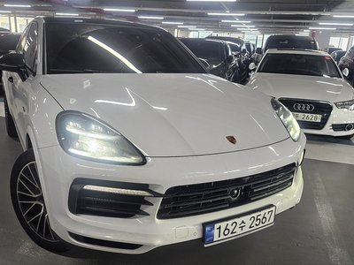 PORSCHE CAYENNE - 1