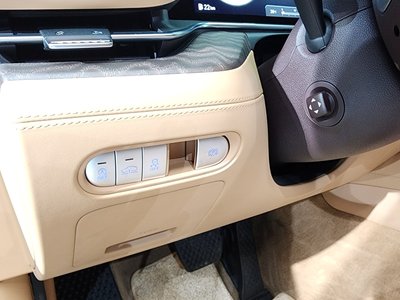 صورة مصغرة 29 لـ 2022 Genesis G90 (RS4)