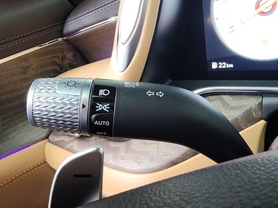 صورة مصغرة 41 لـ 2022 Genesis G90 (RS4)