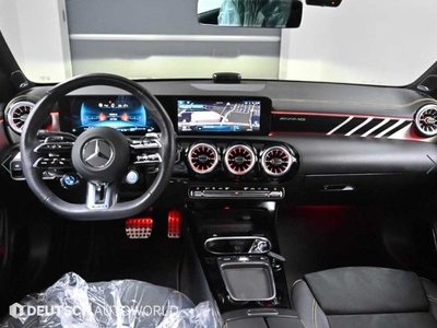 MERCEDES-BENZ CLA - 5