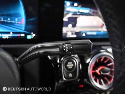 MERCEDES-BENZ CLA - 9