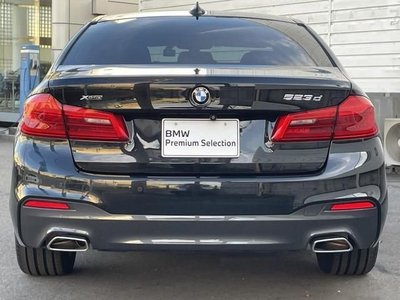 صورة 4 لـ 2019 BMW 5 SERIES