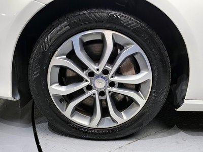 MERCEDES-BENZ E-CLASS - 6