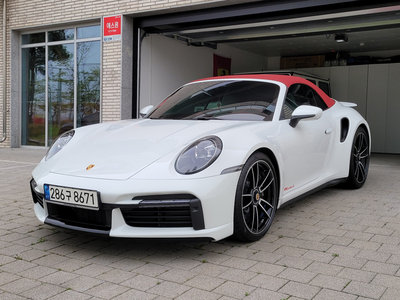 PORSCHE 911 - 1