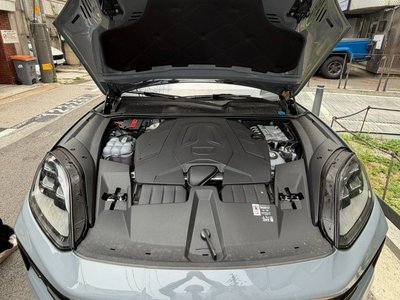 صورة 7 لـ 2025 Porsche CAYENNE