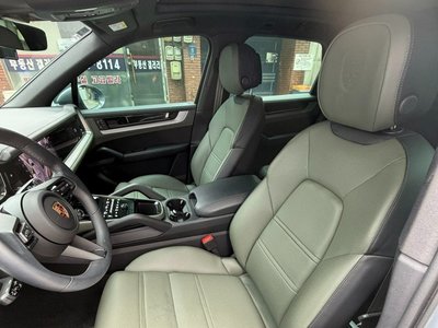 صورة 5 لـ 2025 Porsche CAYENNE