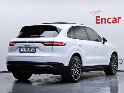 PORSCHE CAYENNE - 3